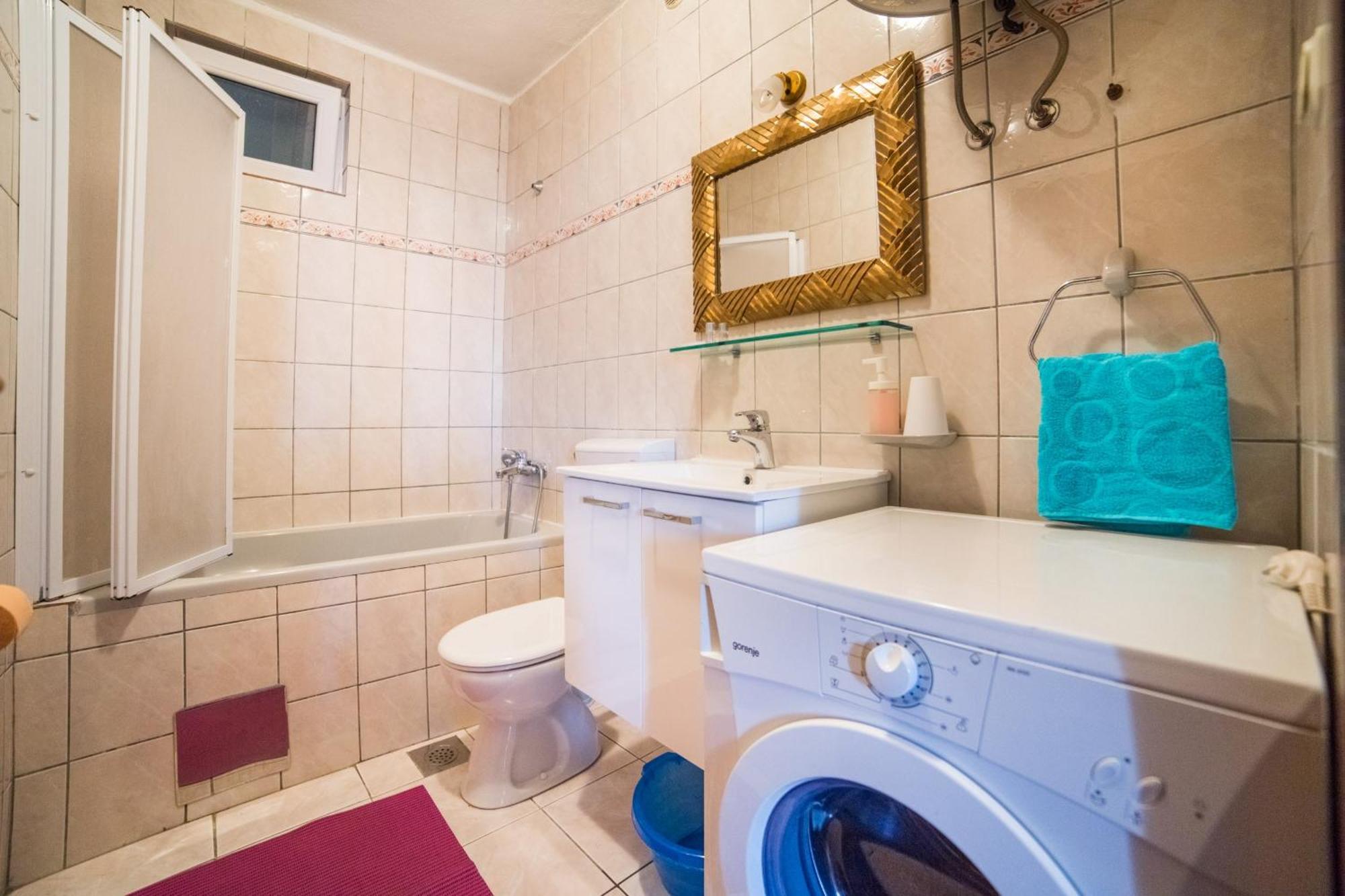 Apartment Kala *